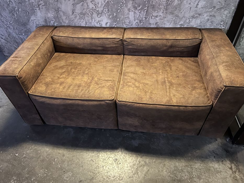 Диван для офиса или дома