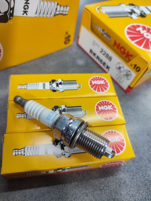 Свечи NGK 2288 BMW E39 E34 E36