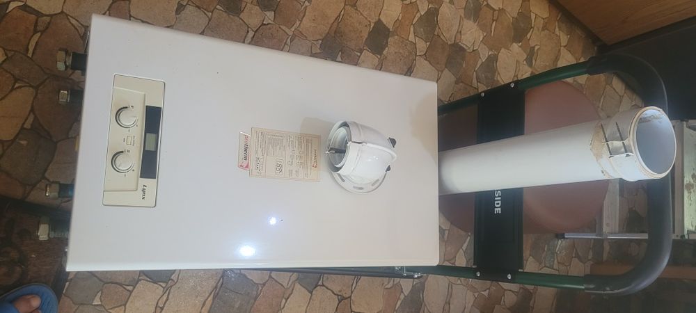 Vând  Centrală termică pe gaz  Protherm  Lynx  24