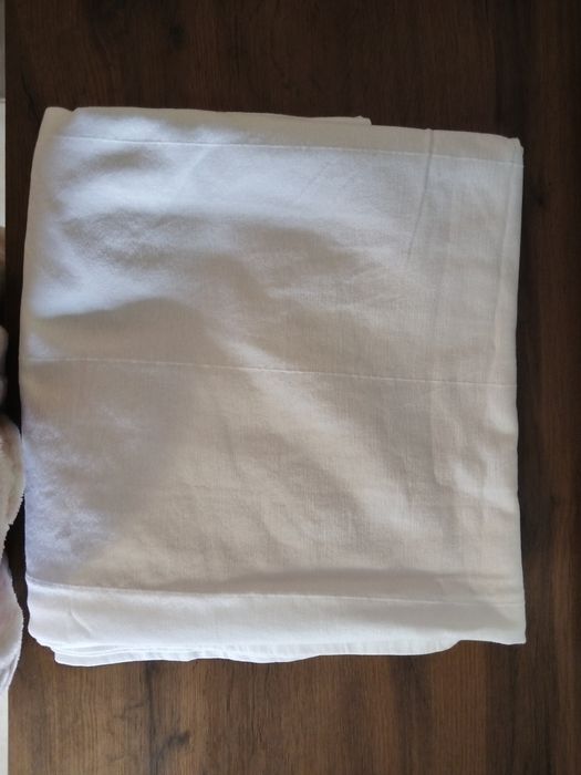 Комплект 2 бр. бели пердета с халки