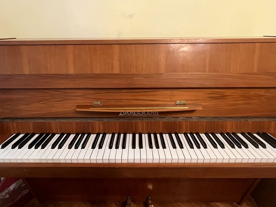 Vând pianină Zimmermann - instrument acustic