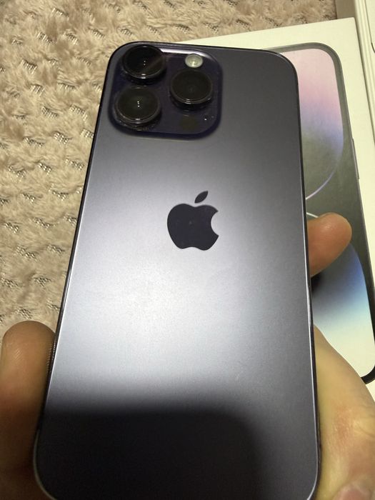 Vand iphone 14 pro e sim
