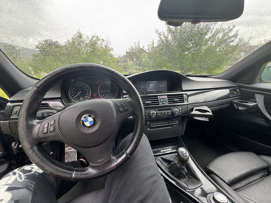 Bmw seria 3 e90 m47(distributia in fata) jante 2 dimensiuni