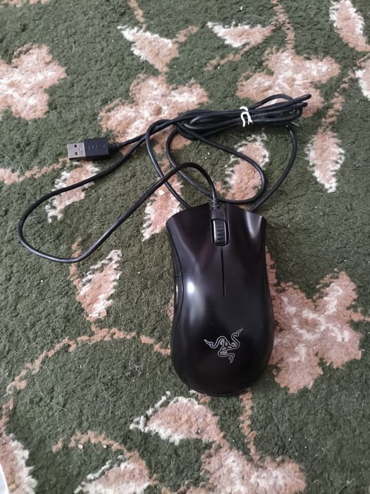 Мышка Razer Deathadder essential