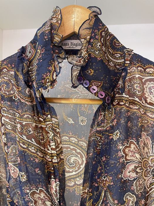 Дамска риза