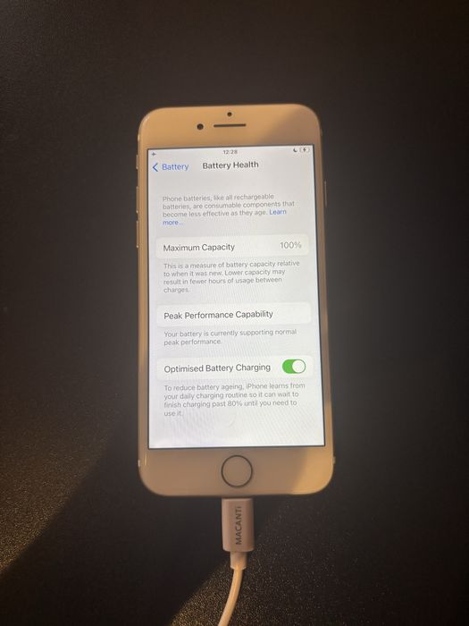Iphone 7 (Отлично състояние)