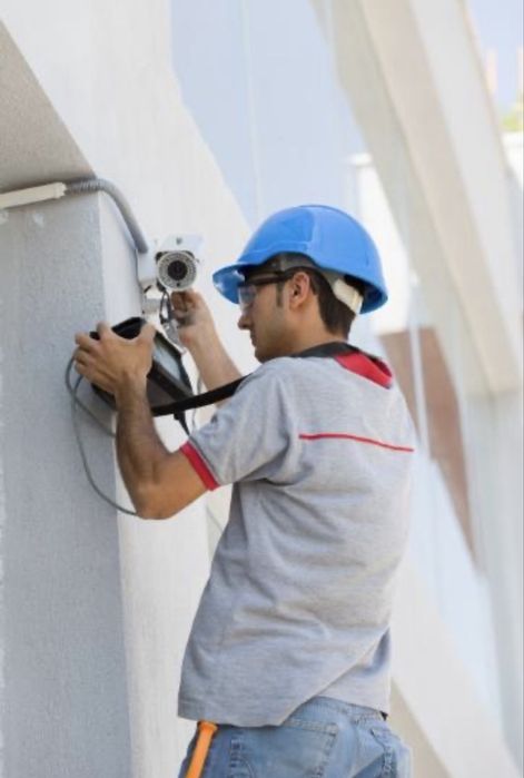 ELECTRICIAN CALIFICAT – instalații electrice și lucrări complete
