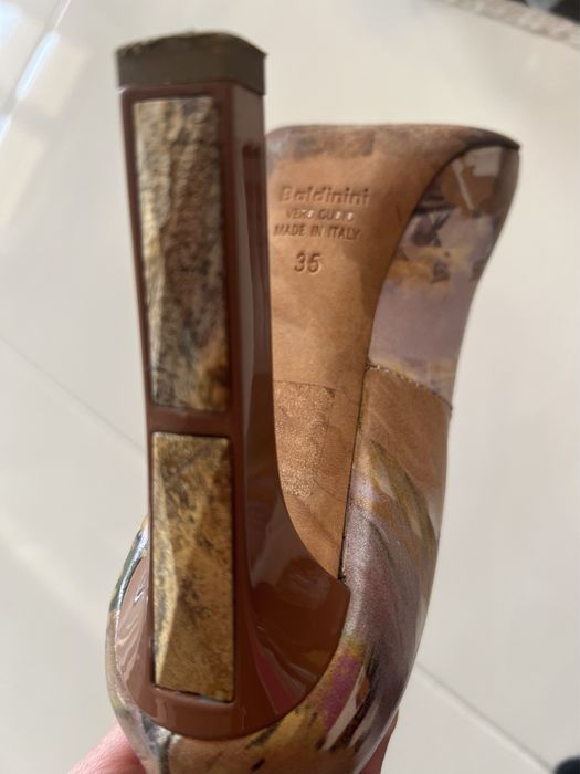 Обувки с ток Baldinini