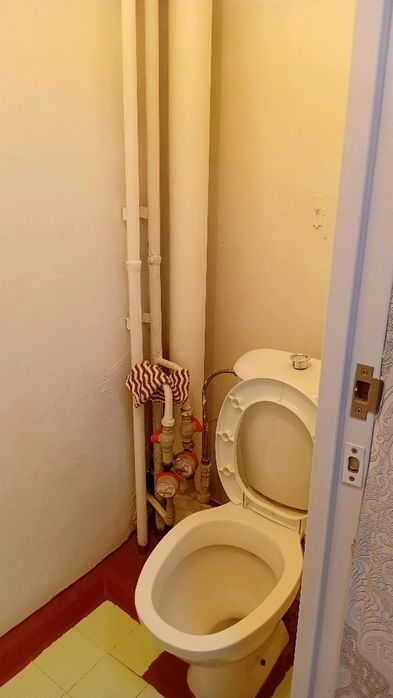 Продаётся 2 ком.кв. мкр 10, дом 26