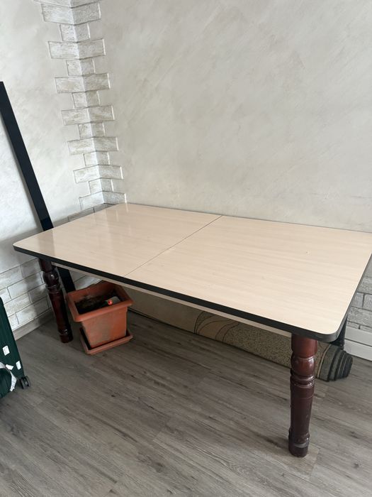 Стол раздвижной