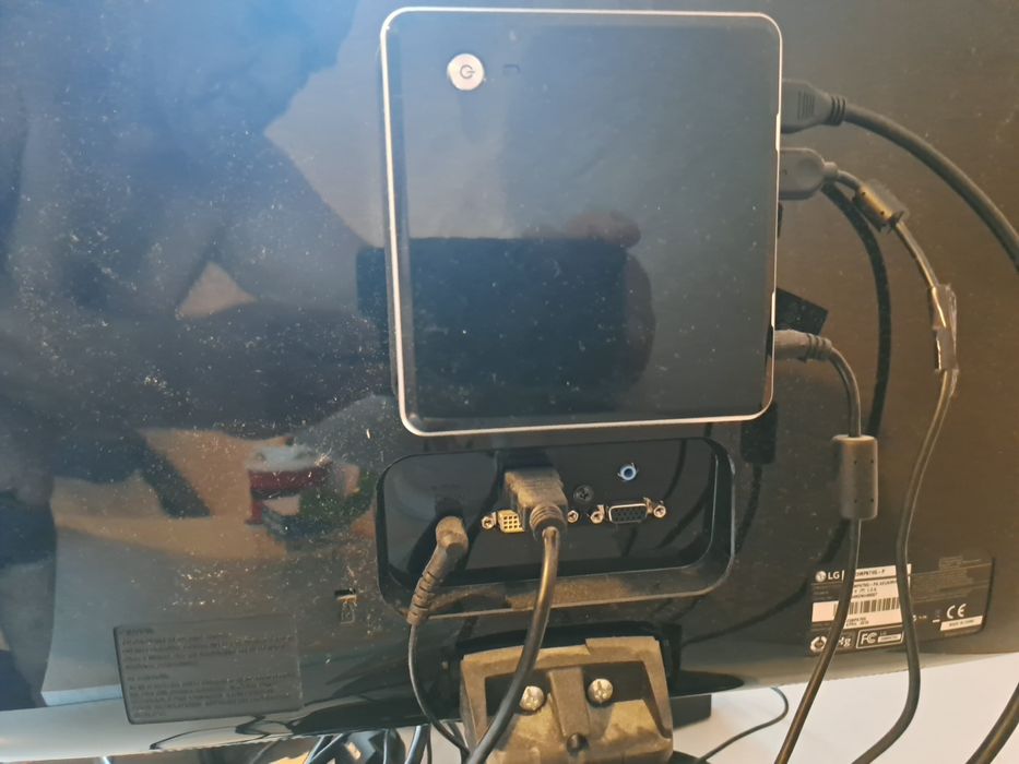 Монитори Lg,  lenovo