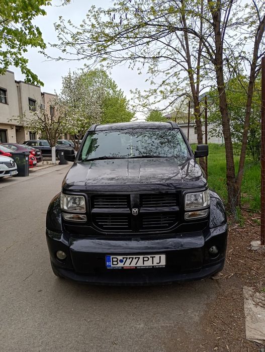 Vând Dodge Nitro 4x4 an  Dec 2008 Ocazie