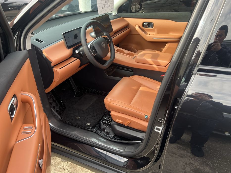 Leapmotor c 16 gibrid