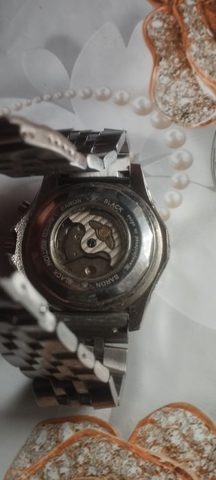 Часы мужские наручные