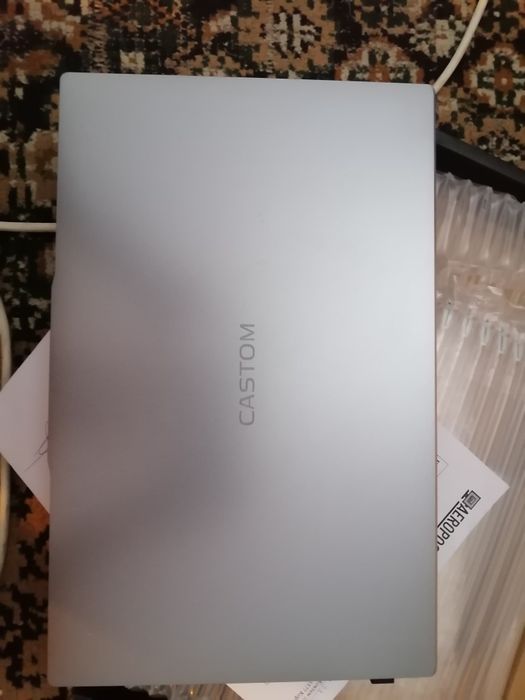 Продам ноутбук новый