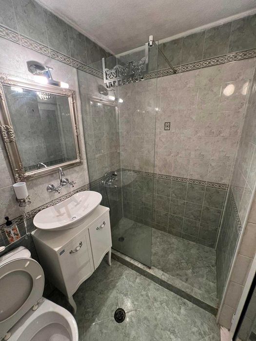 Дава се под наем Двустаен апартамент в София, Център - 75 кв.м за 600 € - Снимка #10