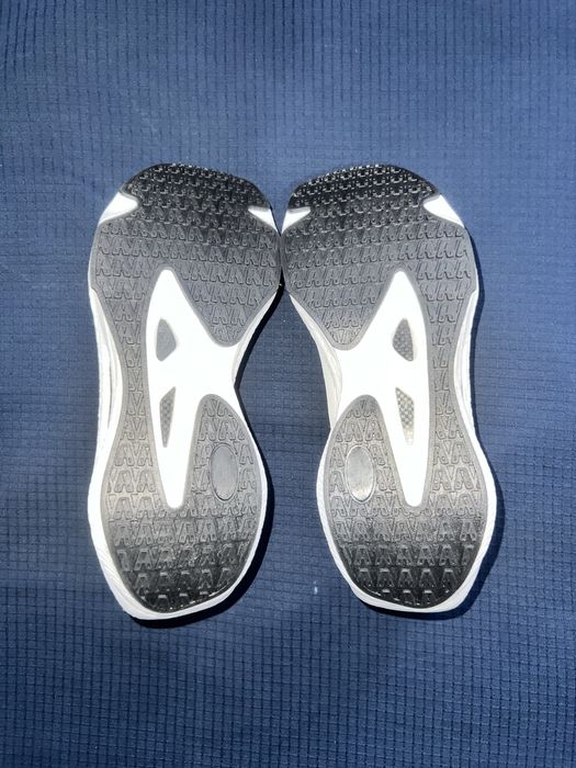 Кросовки белый новый