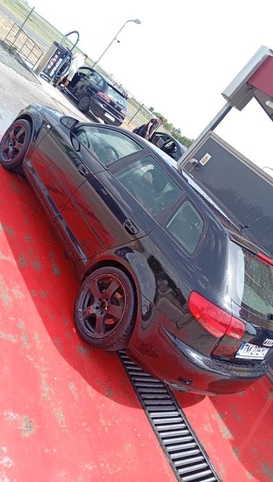 Vând schimb audi A3 19-105kp și wolvagen bora 19-116kp