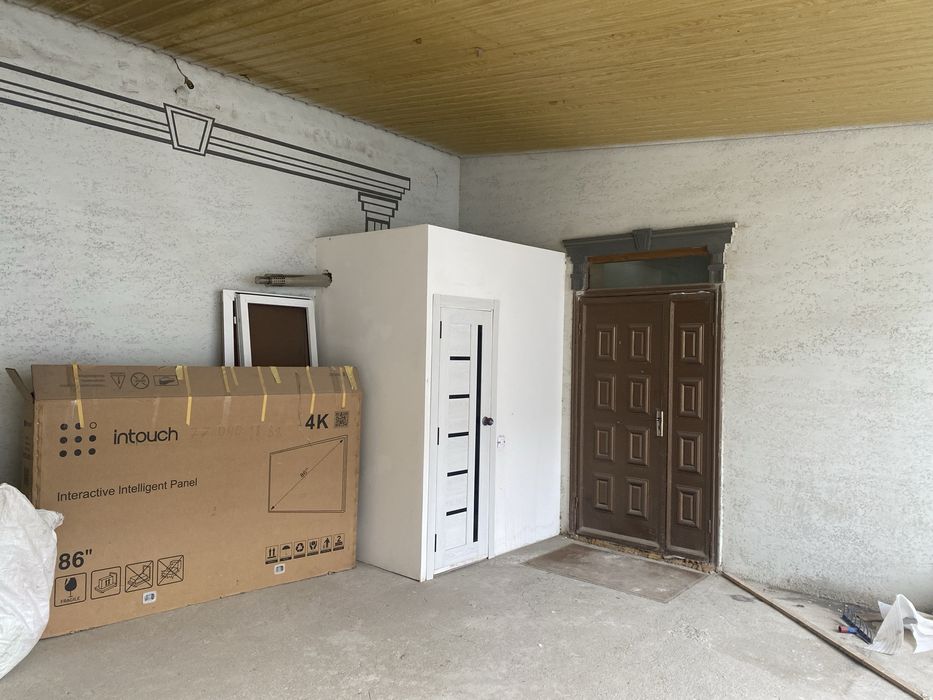 3 xonali kvartira raysentir bozor yonida Narxi kelishamiz