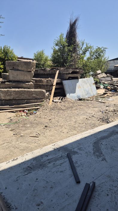 Продам ЖБ блоки и плиты перекрытия б/у