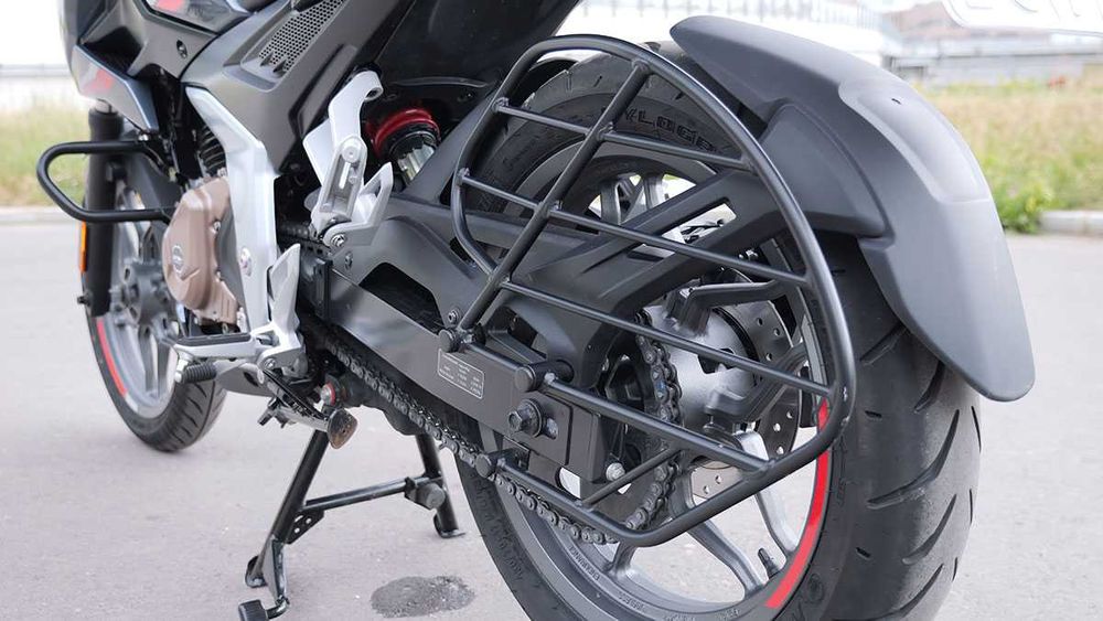Мотоцикл Bajaj Pulsar N250