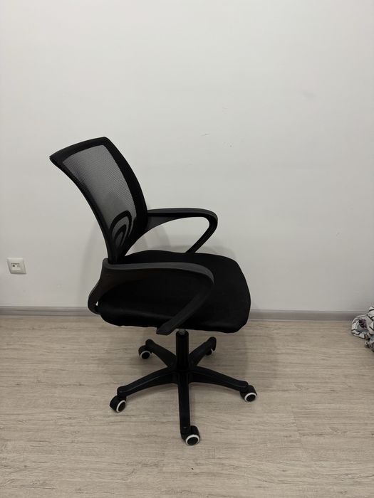 Кресло офисное б/у