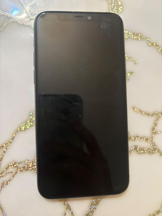 iPhone 11 pro продам или обменяю