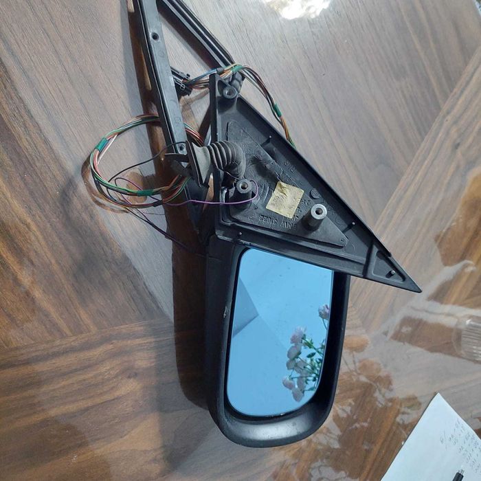 Зеркало заднего вида на бмв