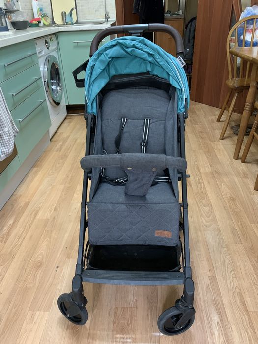 Коляска прогулочная