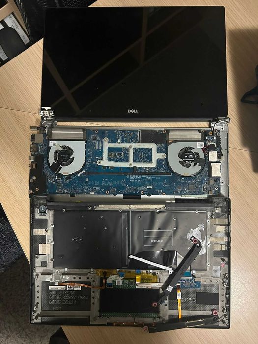 2x Dell XPS 15 9560 (i7) Defecte / Piese