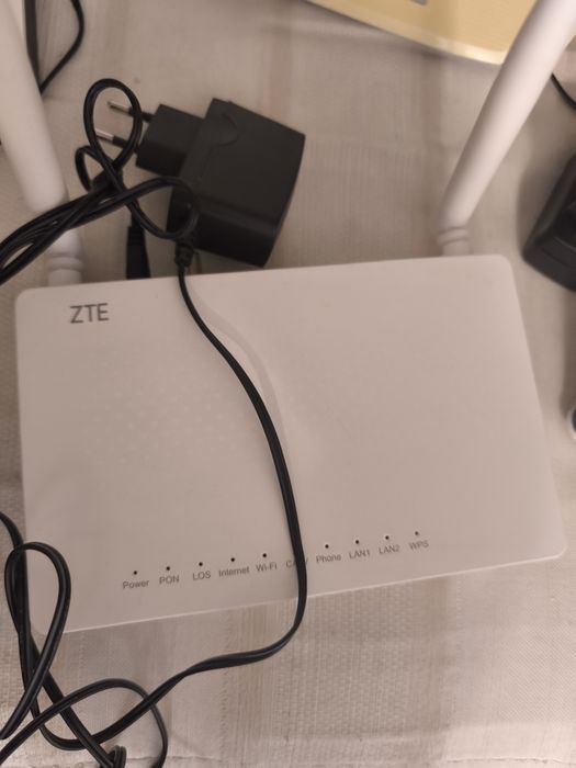 Vând ruter marca proprie Digi