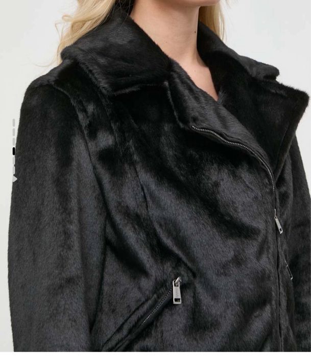 Jacheta de  blana artificiala Guess