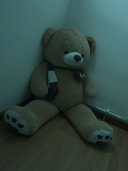 Продам мягкую мишку 120см большая, состояние как новое
