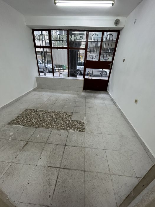 Продава се Магазин в Варна, Колхозен пазар - 70 кв.м за 1615 €/кв.м - Снимка #4