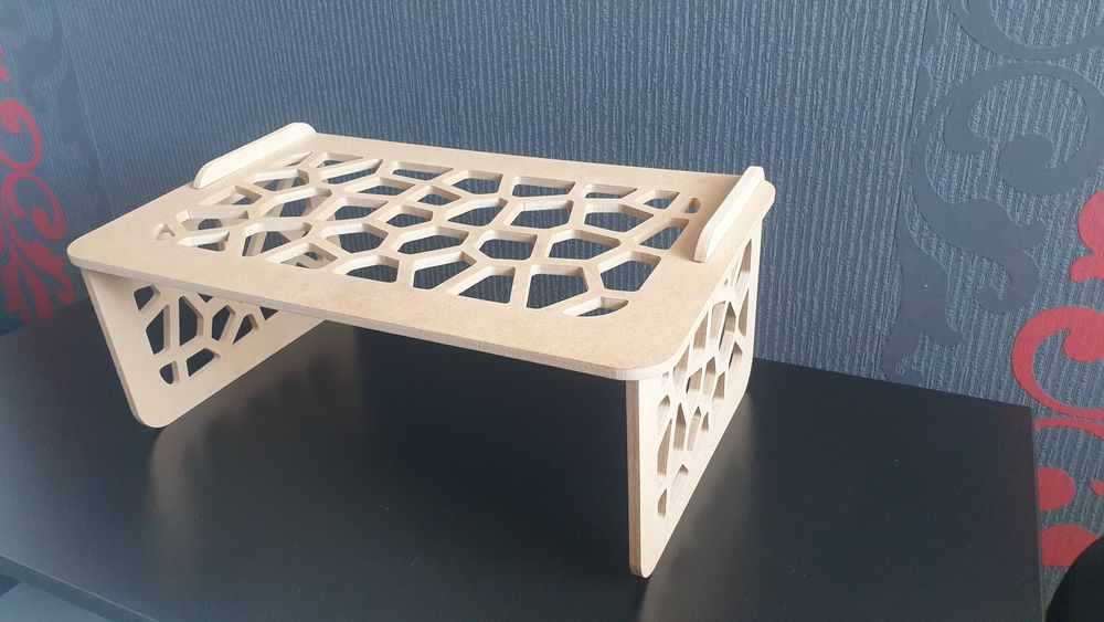 Стойка за лаптоп