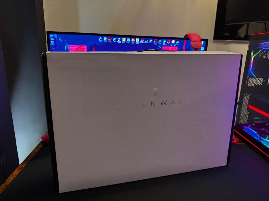 Laptop Gaming Alienware M18 AMD