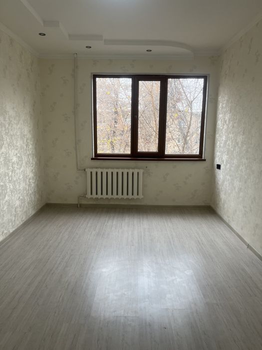 Продаётся своя 3х комнатная квартира (без маклер) 12-квартал 3/3/4