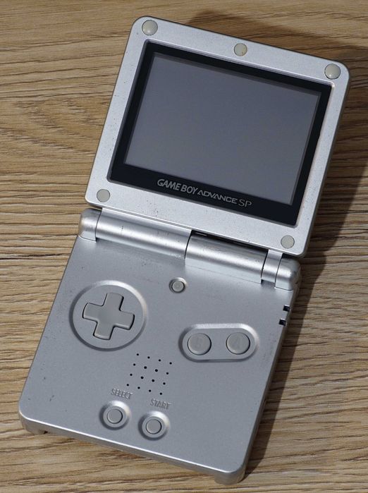 Consola portabila Nintendo Gameboy Advance SP - pe gri