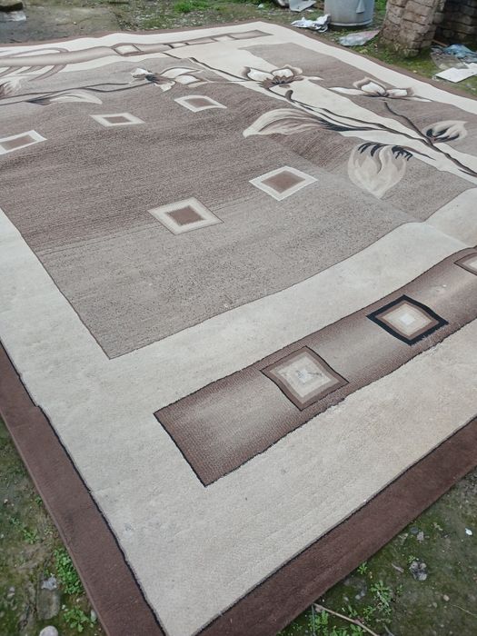 Гилам сотилади холати уртача размери 450.550