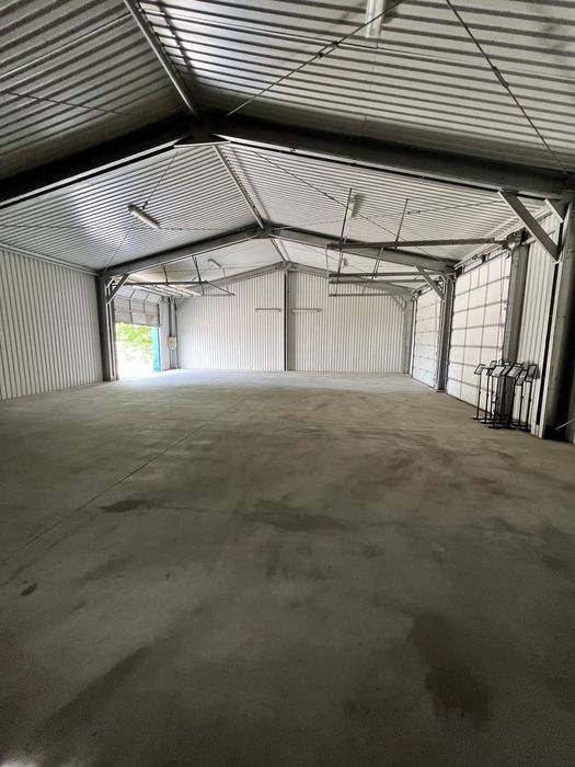 De inchiriat spatiu comercial /showroom si birou