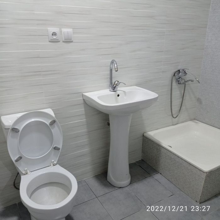 Срочна уй сотилади 2/2/5 можна ипатеку или кридит