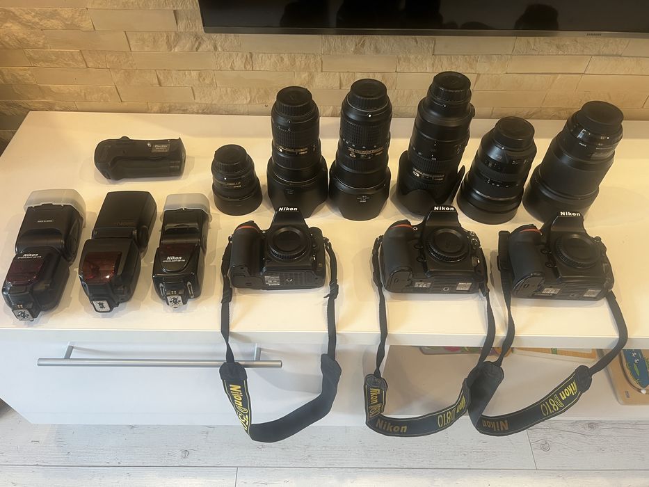 NIKON 810  grip nikon