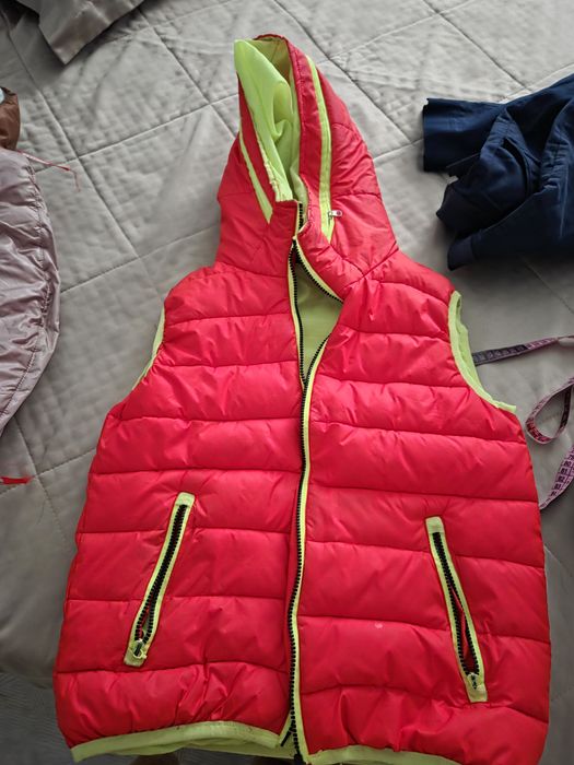 Куртки новые детские