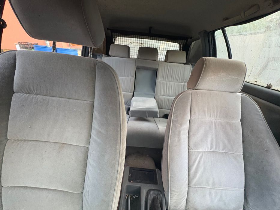 BMW 320 I , 2.0 бензин ,176 000 реални км .