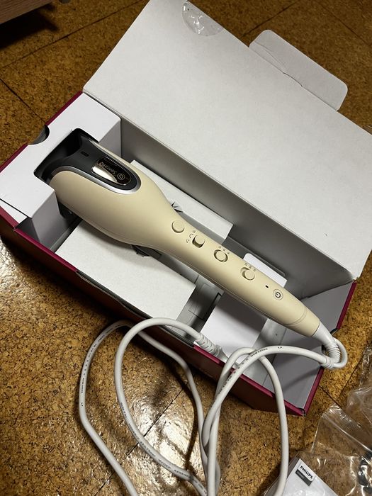 Автоматична маша за къдрене 8000 на Philips с технологията SenseIQ