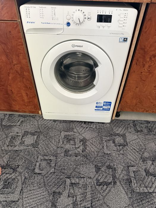 Masina spalat Indesit