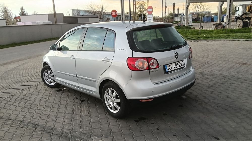 Vând vw golf 5 plus 2008