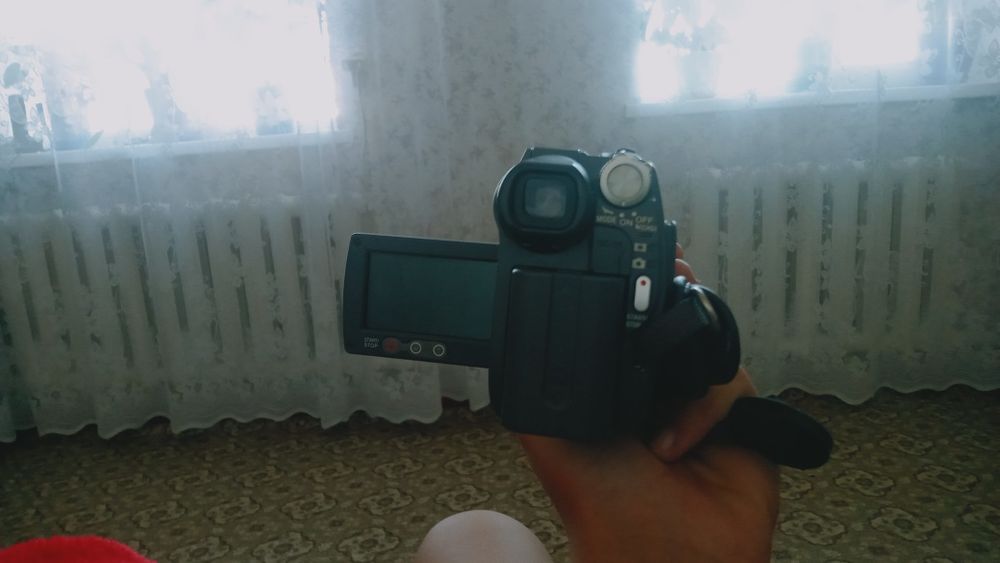Sony Handycam DCR-DVD109E видеокамера