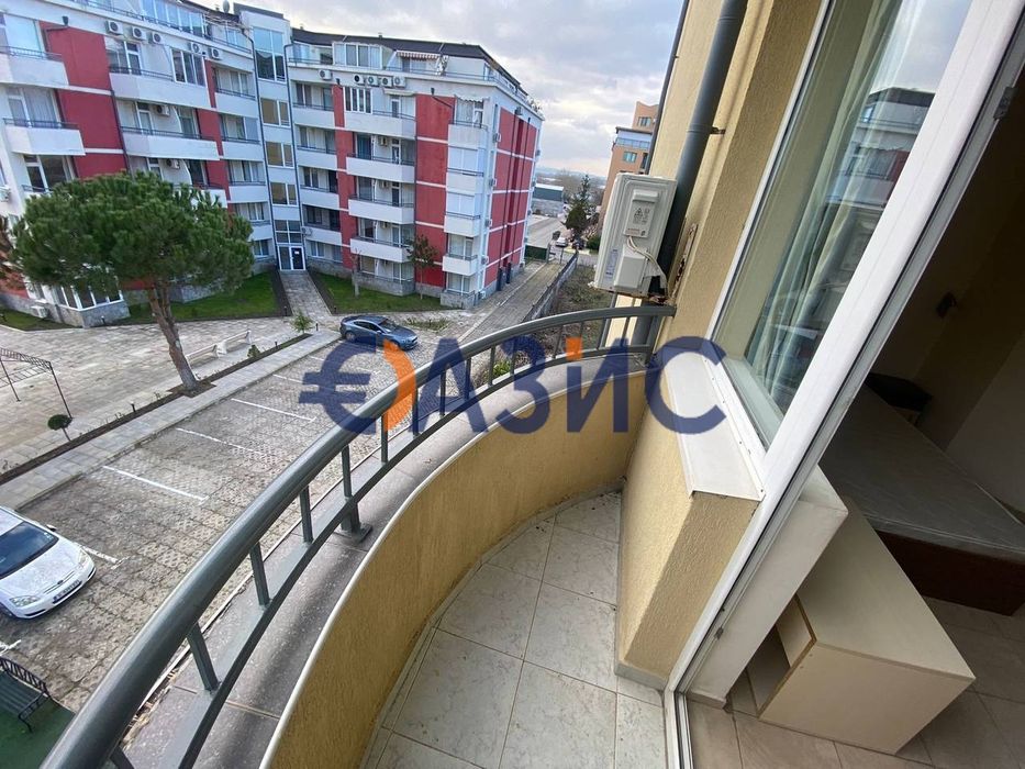 Продава се Едностаен апартамент в к.к. Слънчев бряг - 34 кв.м за 885 €/кв.м - Снимка #10