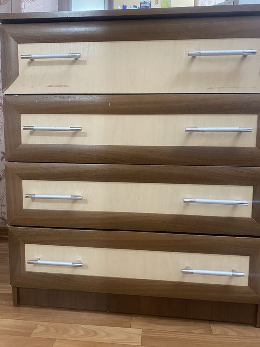 Продается тумбочка